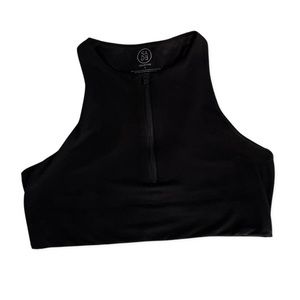 Black crop top sports bra